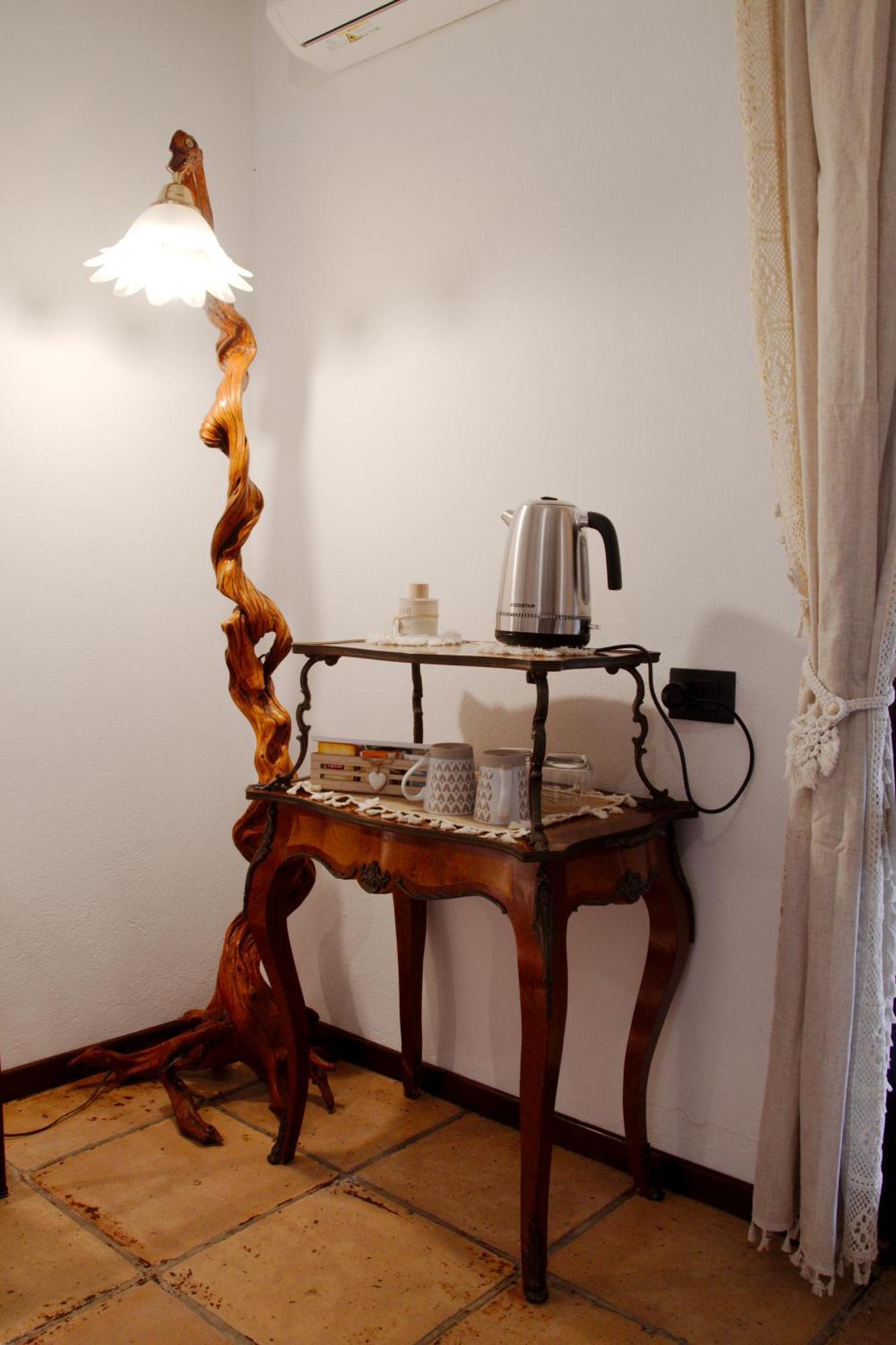 Domuseo Bed & Breakfast Quartucciu Eksteriør bilde